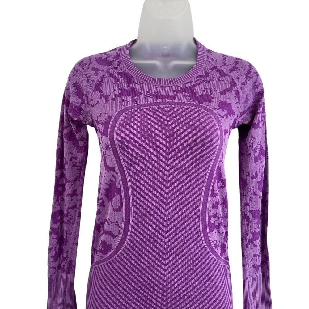 Lululemon Swiftly Tech Long Sleeve Top Women's Size 4 Purple Camo Running Yoga